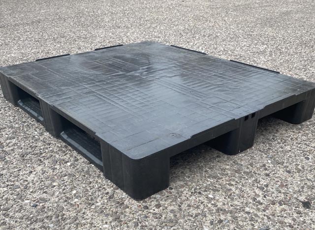 heavy-use-plastic-pallet